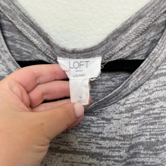 Loft Heathered Grey Flowy Bell Sleeve Shirt - Picture 3 of 5